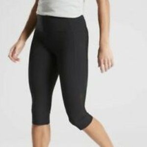 Athleta Dobby Action Crop Capri side pocket